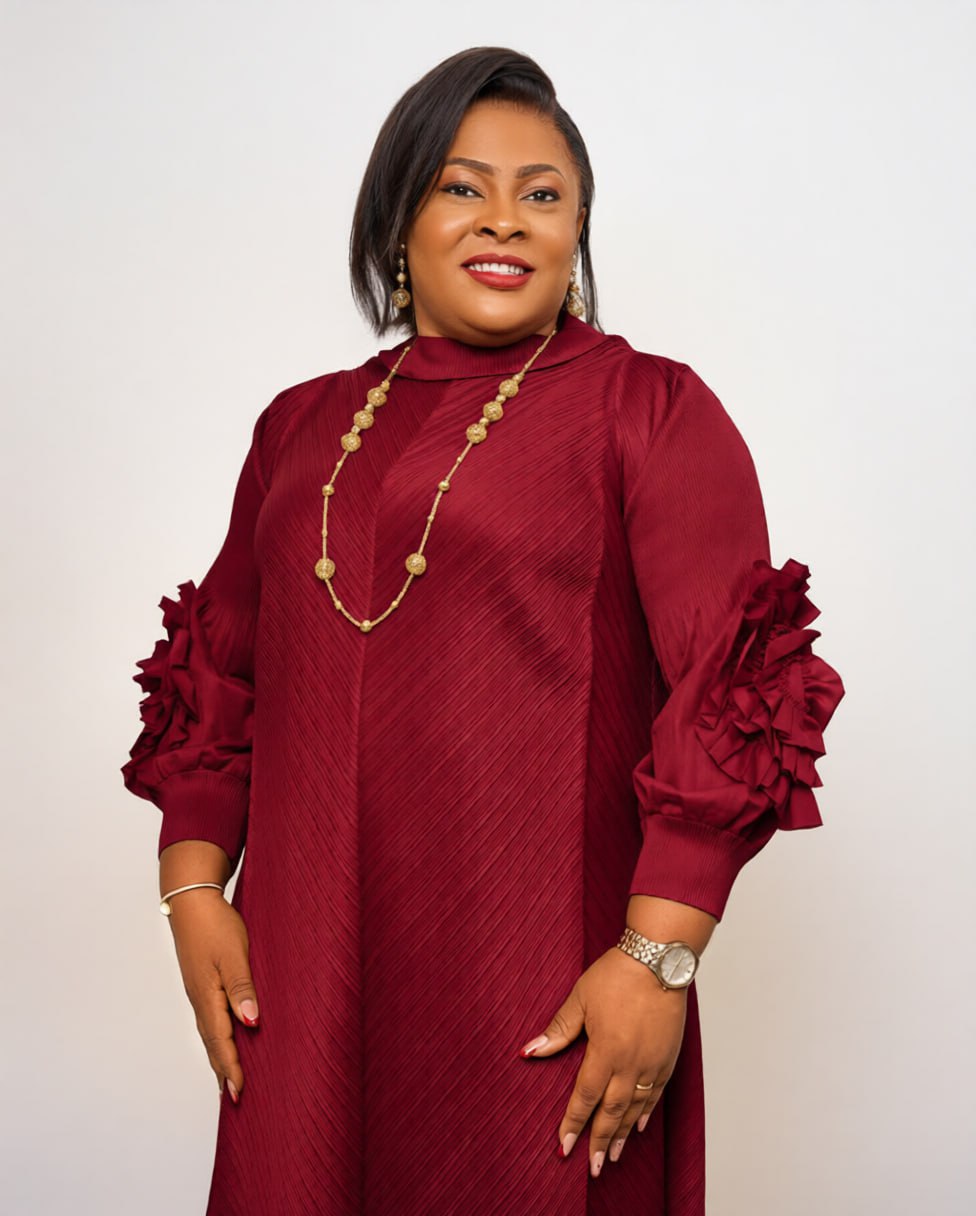 Rev. Lesley Mbuagbor ministering
